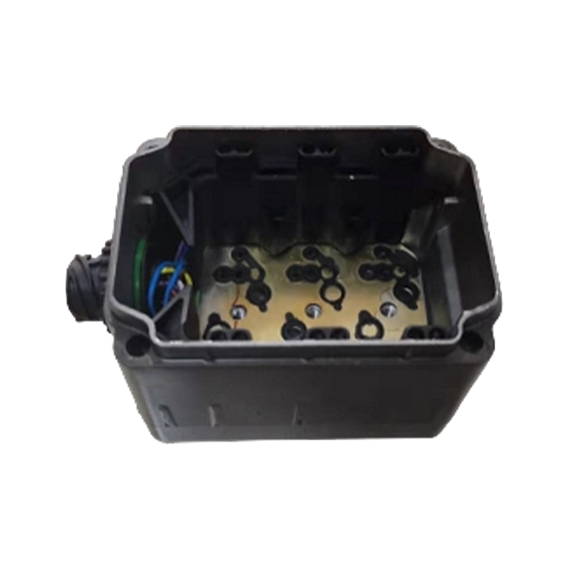 Vaihteiston solenoidiventtiilin kotelo SCANIA-sarjalle